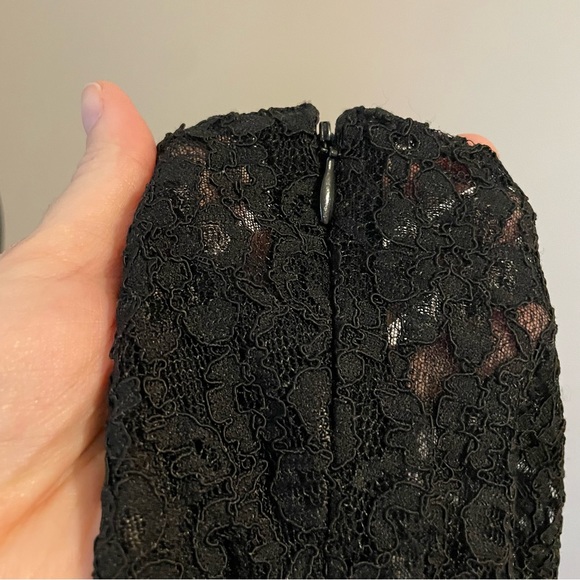 Y2K Vintage black lace Moda International halter top - Picture 10 of 14